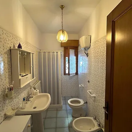 Casa vacanze Mimina Con Barbecue E Parcheggio Torre Lapillo